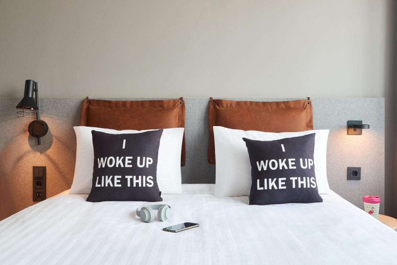 Moxy Amsterdam Schiphol Airport Hotel Hoofddorp Ngoại thất bức ảnh