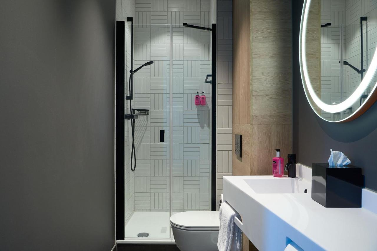 Moxy Amsterdam Schiphol Airport Hotel Hoofddorp Ngoại thất bức ảnh