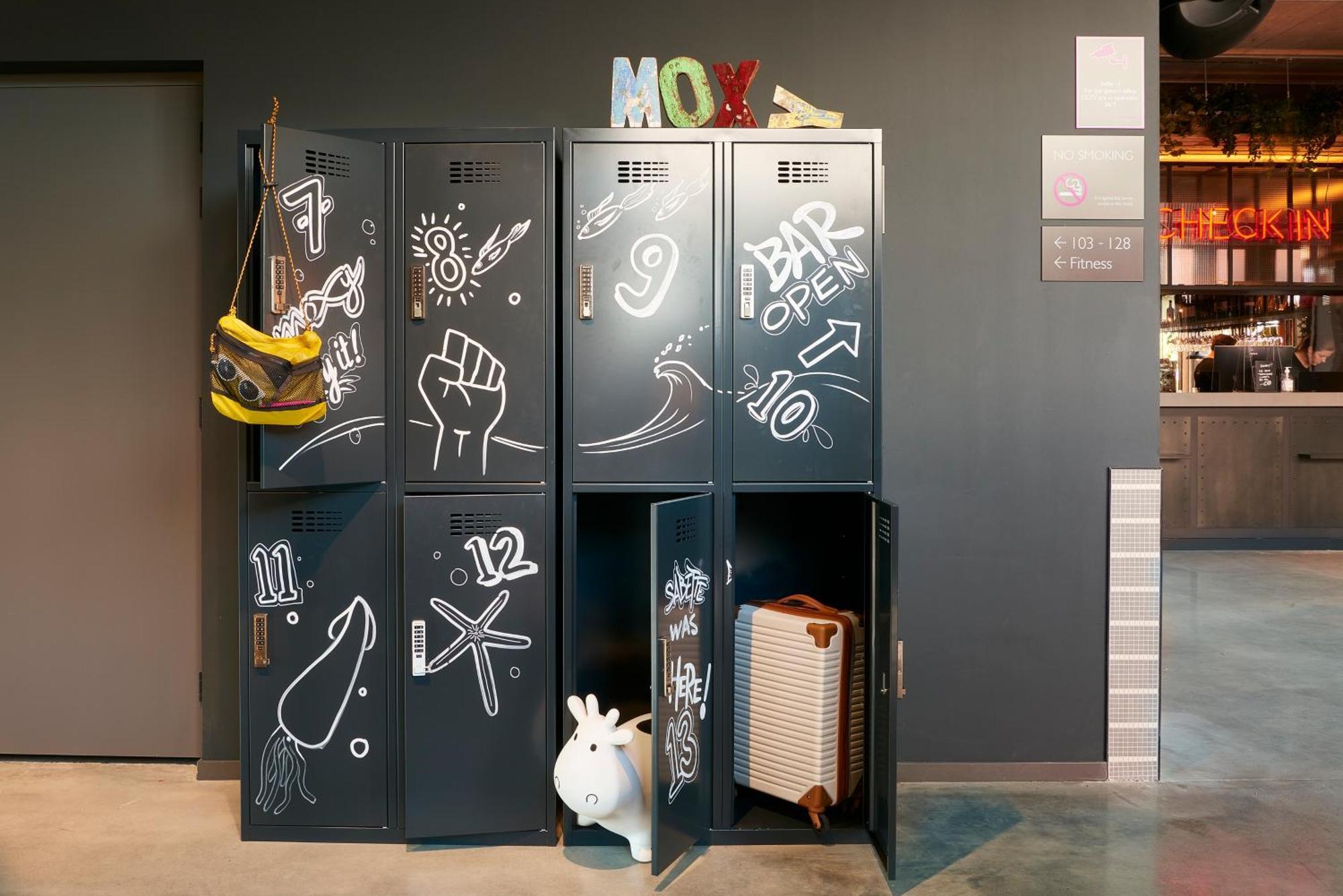 Moxy Amsterdam Schiphol Airport Hotel Hoofddorp Ngoại thất bức ảnh